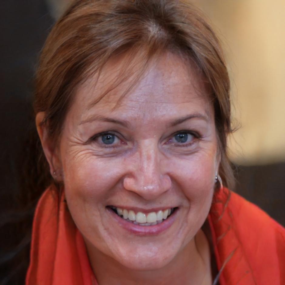 Portrait of financial modeling instructor Verity Ashcroft
